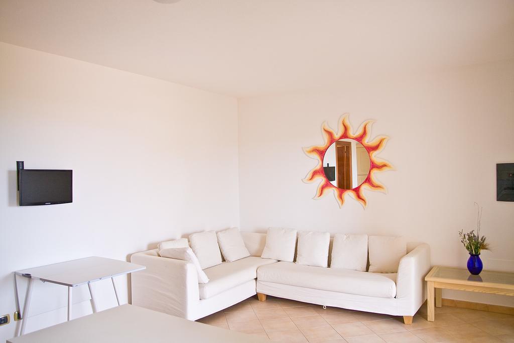 I Mirti Di Porto Pozzo Apartman Kültér fotó